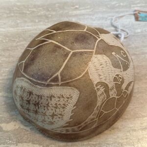 Handcrafted Turtle Mom w baby  Design Bowl display